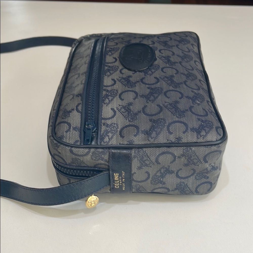 Rare Authentic Celine CC Logo Navy Vintage Shoulder Bag - Picture 7 of 16